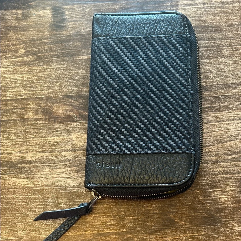 Pistil Wallet